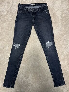 Levi's Women's Black Ripped Skinny Jeans